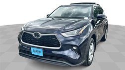 2022 Toyota Highlander LE