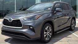 2022 Toyota Highlander Hybrid XLE