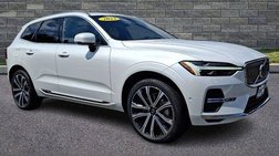 2023 Volvo XC60 Recharge T8 Ultimate Bright Theme