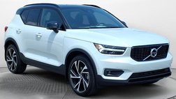 2022 Volvo XC40 T5 R-Design