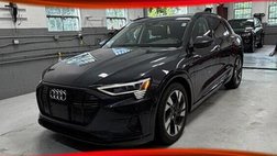 2021 Audi e-tron quattro Premium