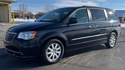 2016 Chrysler Town and Country Touring