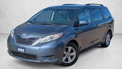 2017 Toyota Sienna LE