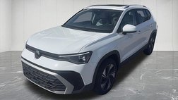 2025 Volkswagen Taos SE 4Motion