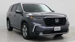 2023 Honda Pilot EX-L w/Rear Captain's Chairs
