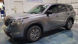 2024 Nissan Pathfinder S