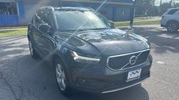 2021 Volvo XC40 T5 Momentum