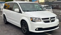 2016 Dodge Grand Caravan R/T