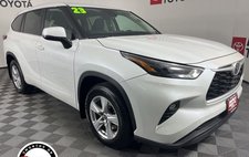 2023 Toyota Highlander LE