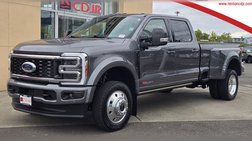 2025 Ford F-450 Super Duty Platinum