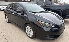 2023 Nissan LEAF S
