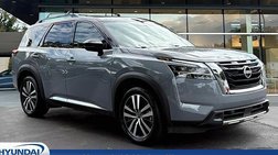 2023 Nissan Pathfinder Platinum