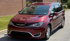 2017 Chrysler Pacifica Touring L FWD