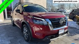 2023 Nissan Pathfinder SL