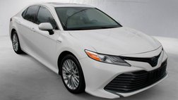 2020 Toyota Camry Hybrid XLE