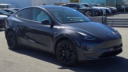 2025 Tesla Model Y Long Range