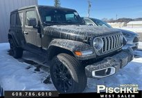 2025 Jeep Wrangler Sahara 4WD