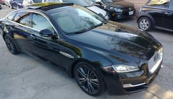 2019 Jaguar XJ Collection
