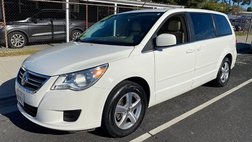 2010 Volkswagen Routan SE