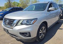 2017 Nissan Pathfinder SL