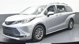 2023 Toyota Sienna XLE