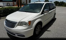 2011 Chrysler Town and Country Limited