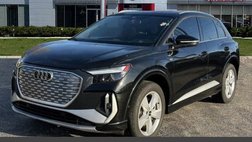 2024 Audi Q4 e-tron quattro Premium Plus 50