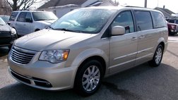 2016 Chrysler Town and Country Touring