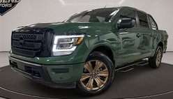 2024 Nissan Titan SV