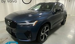 2025 Volvo XC60 B5 Ultra Dark Theme