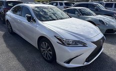 2020 Lexus ES 300h Base