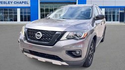 2020 Nissan Pathfinder SV
