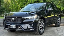 2025 Volvo XC60 B5 Core Dark Theme