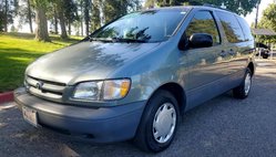1999 Toyota Sienna LE