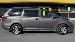 2020 Toyota Sienna XLE
