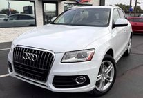 2017 Audi Q5 2.0T quattro Premium Plus