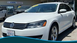 2013 Volkswagen Passat SE PZEV
