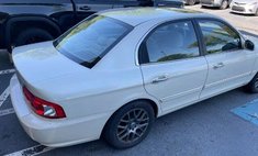 2005 Kia Optima LX V6