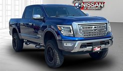 2022 Nissan Titan Platinum Reserve