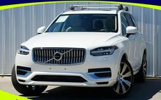 2024 Volvo XC90 Recharge T8 Ultimate Bright Theme 7P