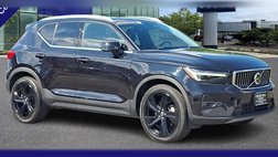 2024 Volvo XC40 B5 Plus Bright Theme