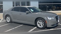 2018 Chrysler 300 Touring
