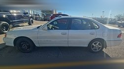 1999 Toyota Avalon XL