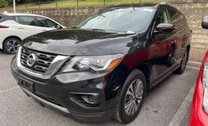 2019 Nissan Pathfinder S