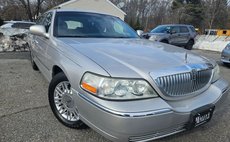 2011 Lincoln Town Car Signature L
