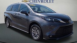 2025 Toyota Sienna XLE