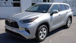 2024 Toyota Highlander LE