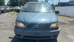 2002 Toyota Sienna CE