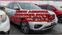 2020 Nissan Pathfinder SL