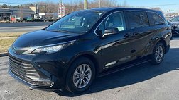 2021 Toyota Sienna LE 8-Passenger
